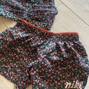Nike flower print workout set